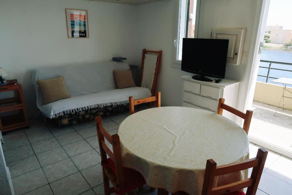Appartement Coup De Coeur Les Pieds Dans L'Eau Le Barcares Luaran gambar